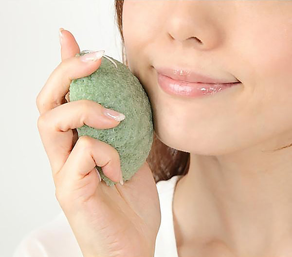 Organic Konjac Sponge | Green Tea for Mature & Damaged Skin